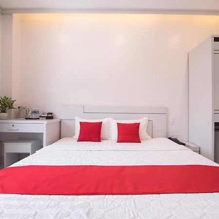 Bin Bin Hotel 4 - Near Sunrise City D7 胡志明市 外观 照片