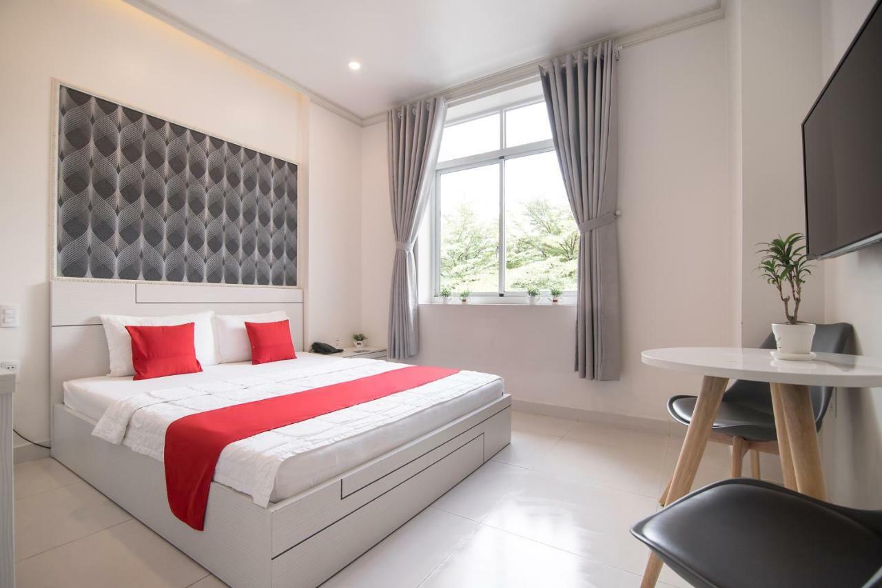 Bin Bin Hotel 4 - Near Sunrise City D7 胡志明市 外观 照片