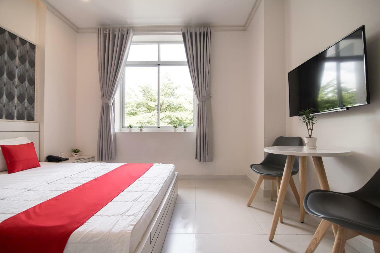 Bin Bin Hotel 4 - Near Sunrise City D7 胡志明市 外观 照片