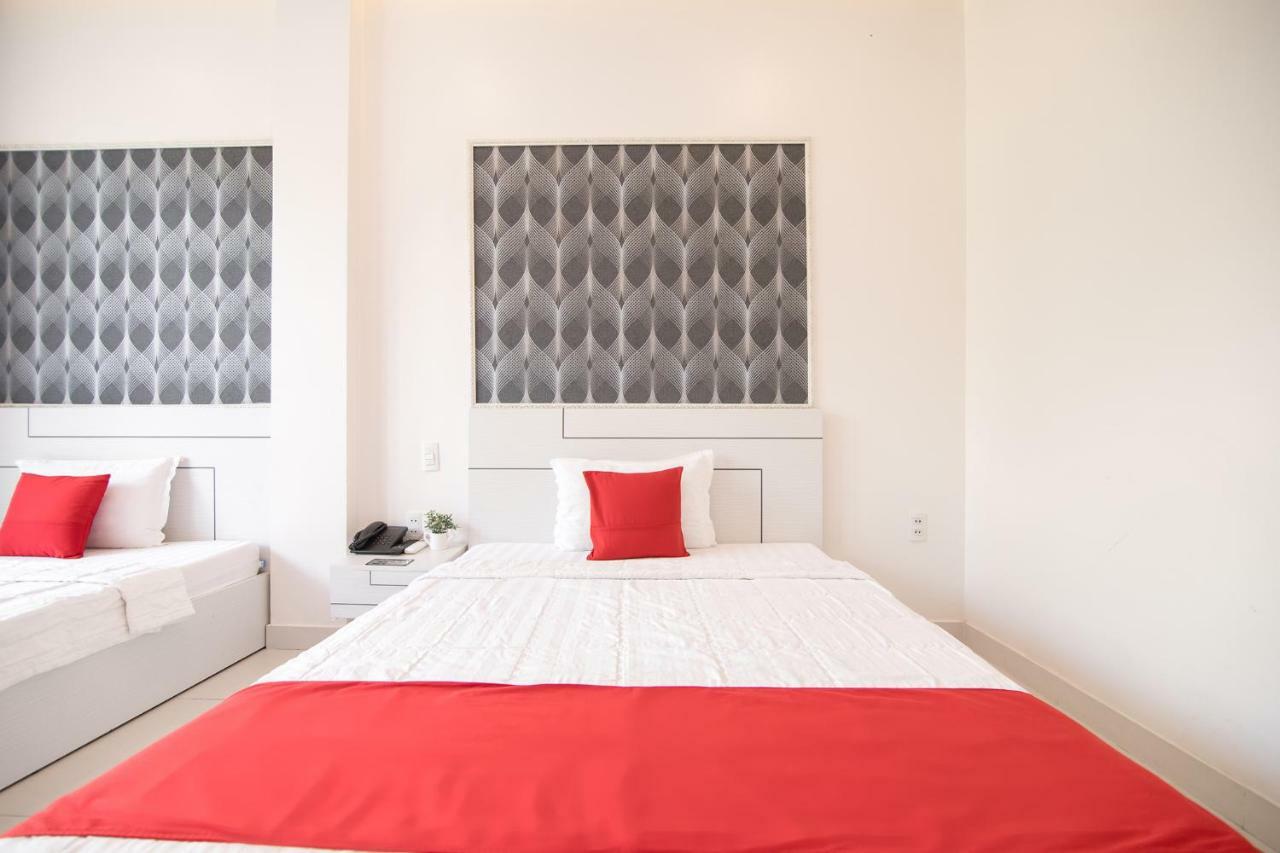 Bin Bin Hotel 4 - Near Sunrise City D7 胡志明市 外观 照片