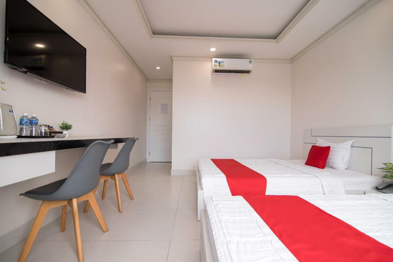 Bin Bin Hotel 4 - Near Sunrise City D7 胡志明市 外观 照片