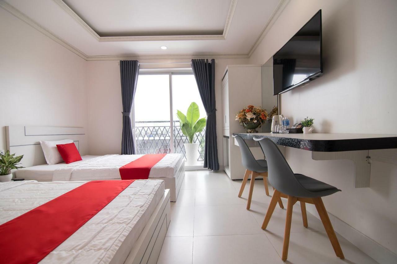 Bin Bin Hotel 4 - Near Sunrise City D7 胡志明市 外观 照片