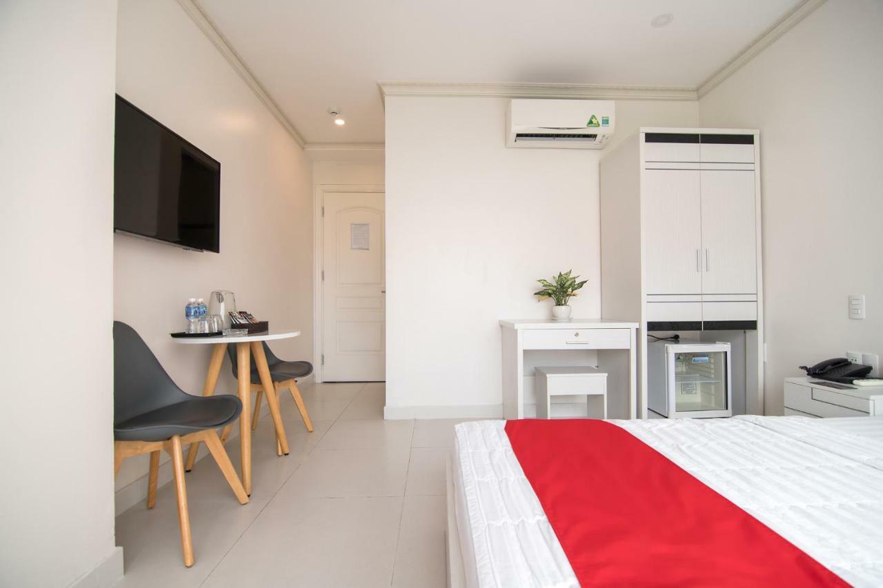 Bin Bin Hotel 4 - Near Sunrise City D7 胡志明市 外观 照片